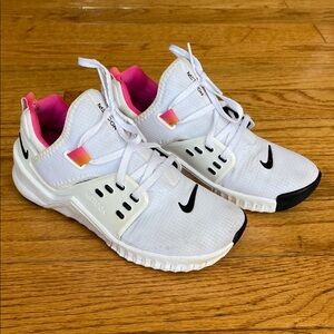 Nike Women’s Metcon White Sneakers with Pink Lining and Black Swoosh